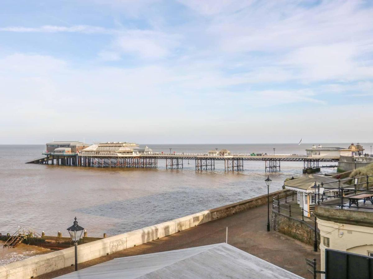 Robins Nest Villa Cromer Exterior photo